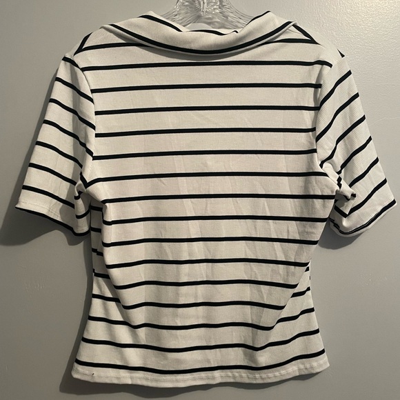 See You Monday Women’s Blouse White Black Striped V-Neck Short Sleeve Size XL - Picture 4 of 16